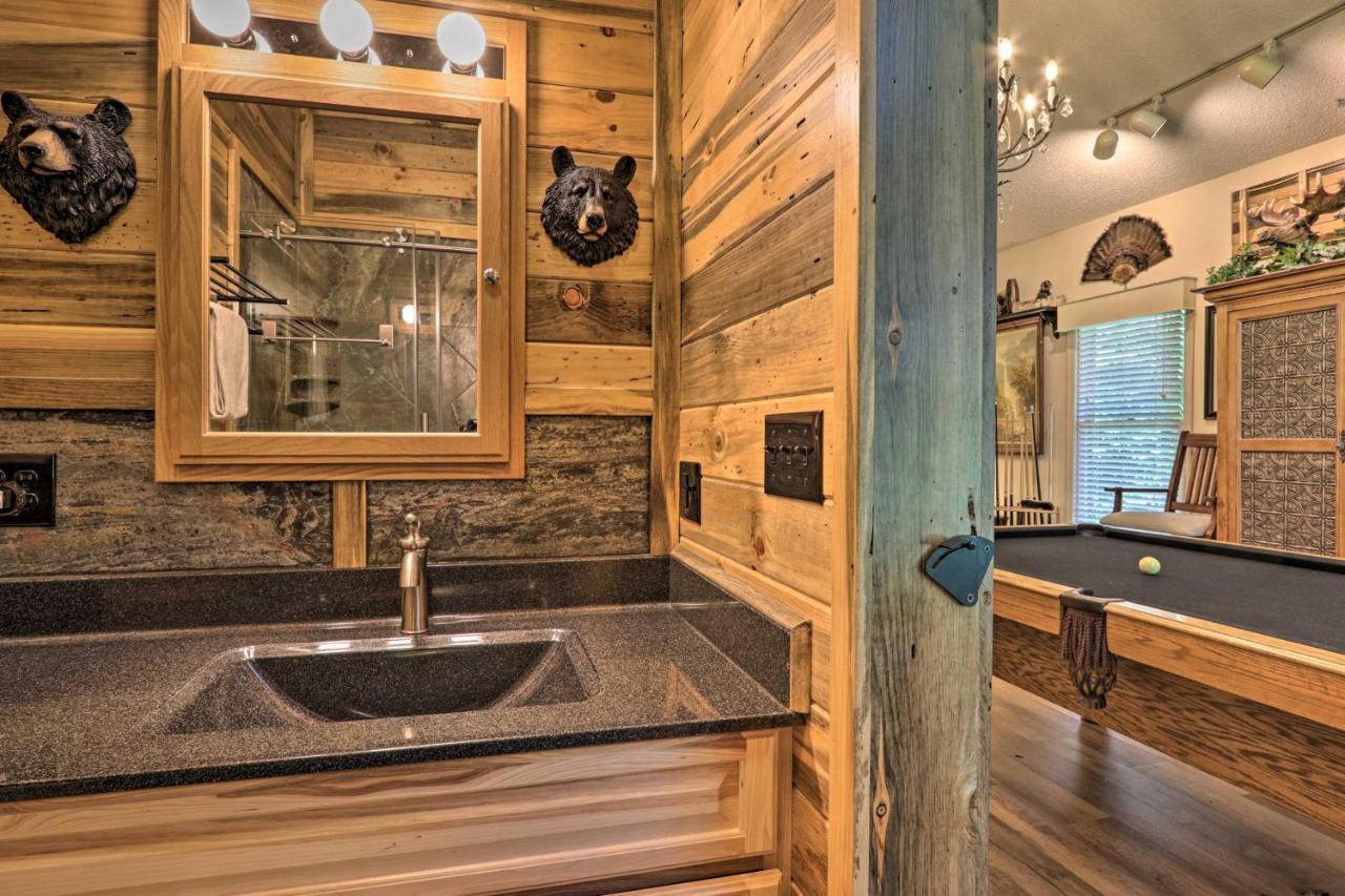 Eclectic Cabin With Hot Tub 1 Mi To Ober Gatlinburg Villa Exterior foto