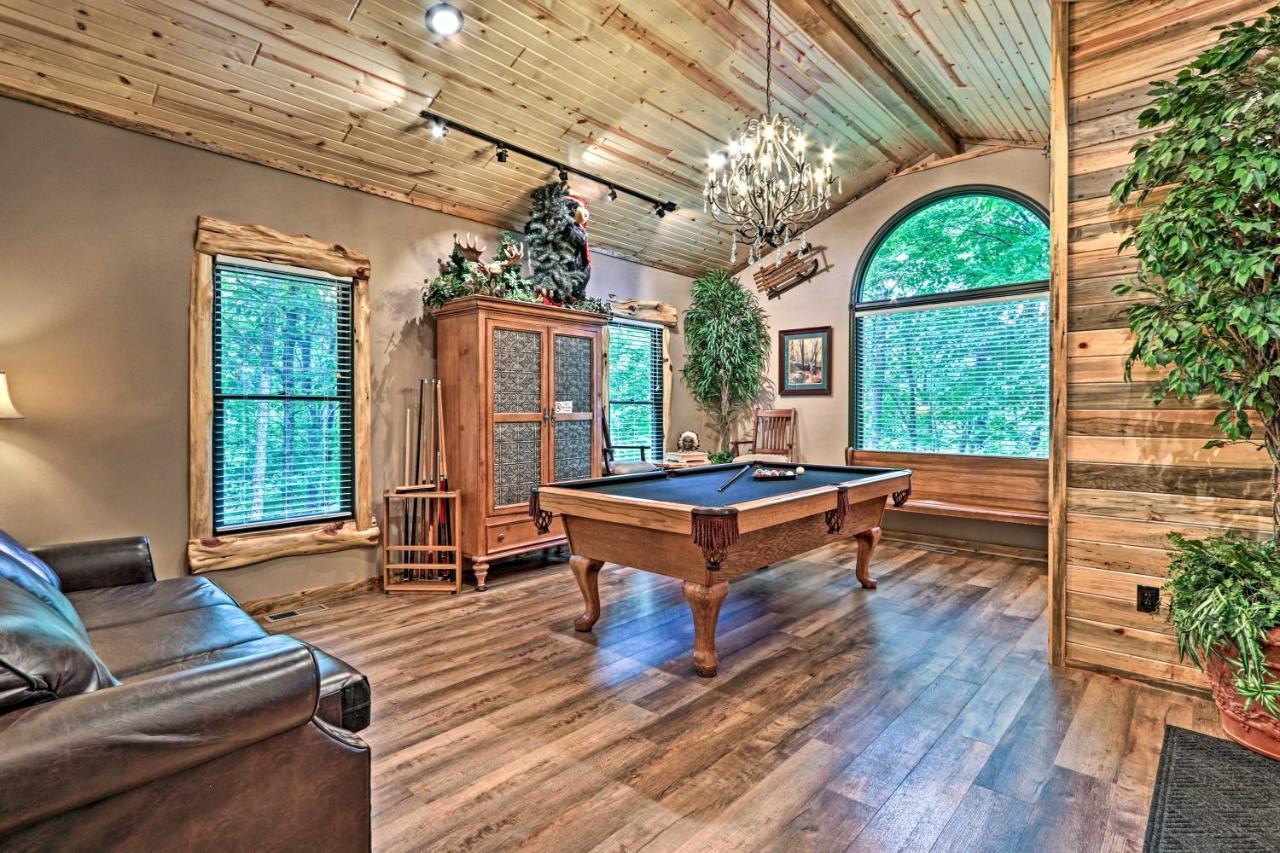 Eclectic Cabin With Hot Tub 1 Mi To Ober Gatlinburg Villa Exterior foto