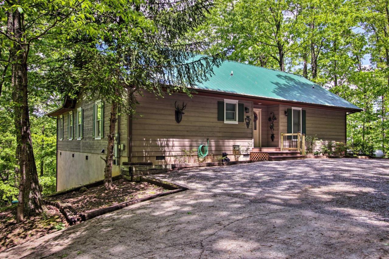 Eclectic Cabin With Hot Tub 1 Mi To Ober Gatlinburg Villa Exterior foto