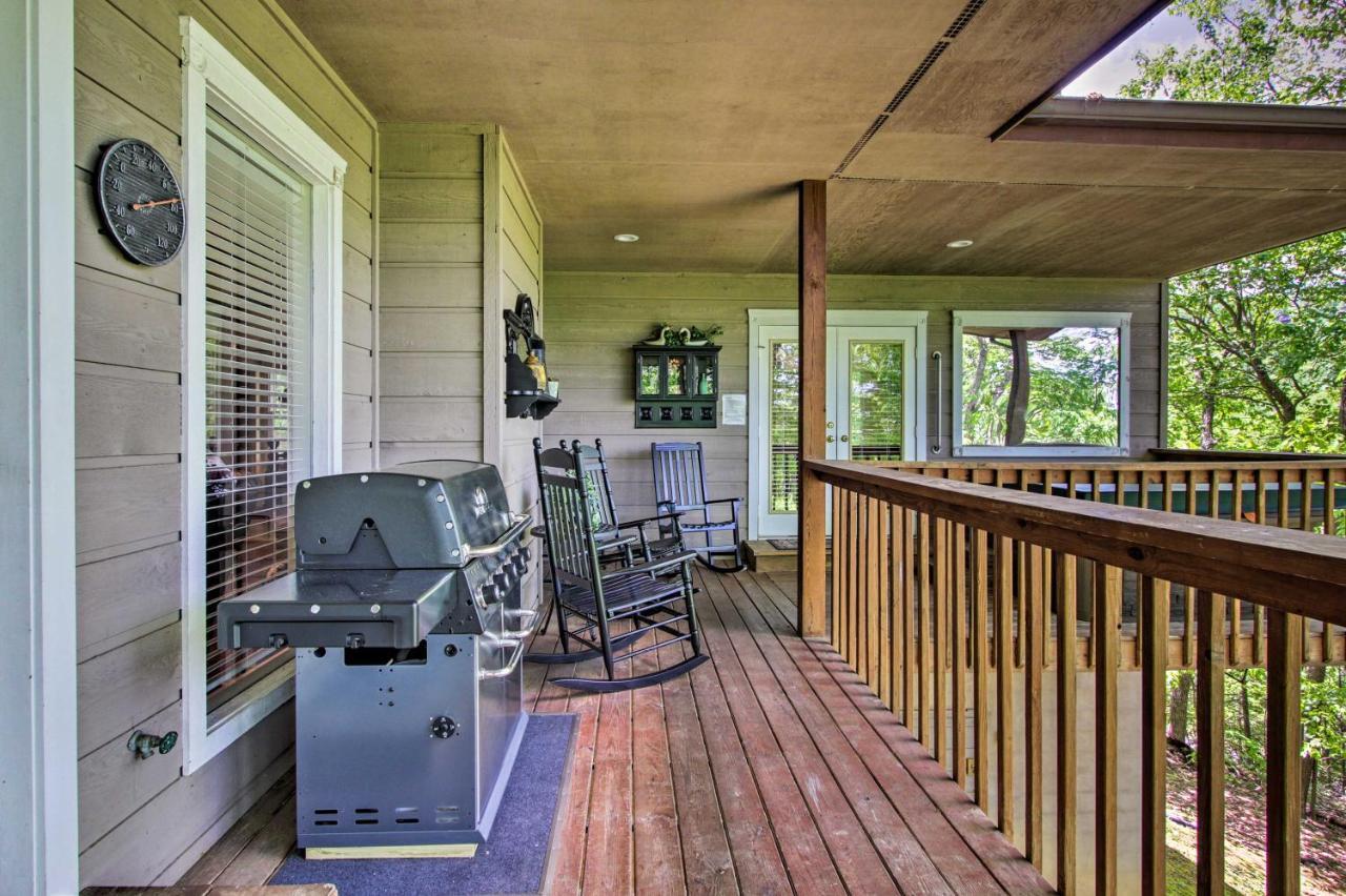 Eclectic Cabin With Hot Tub 1 Mi To Ober Gatlinburg Villa Exterior foto